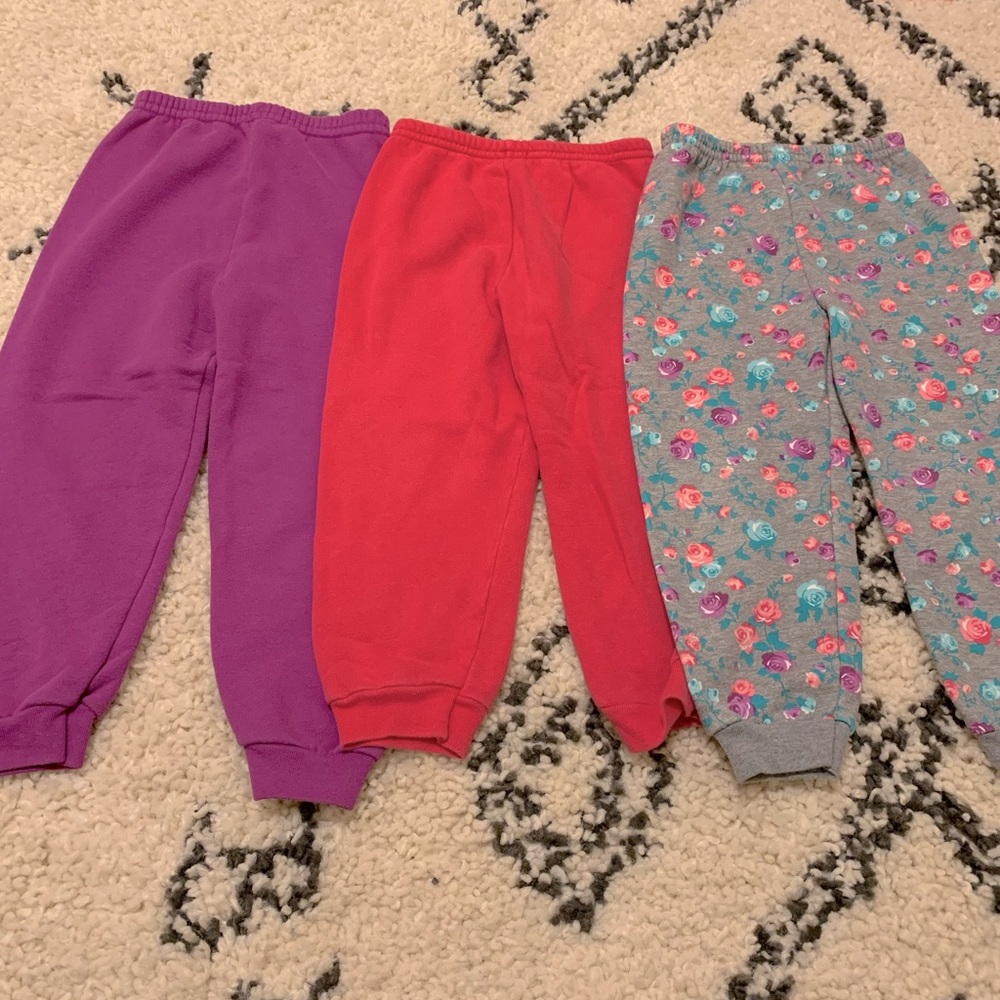 3 pairs of Garanimals sweatpants size 4T